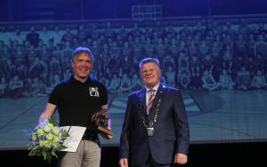 SLAVNOSTNA SEJA IN PODELITEV OBČINSKIH PRIZNANJ 27 KK CERKNICA FOTO LJUBO VUKELIČ